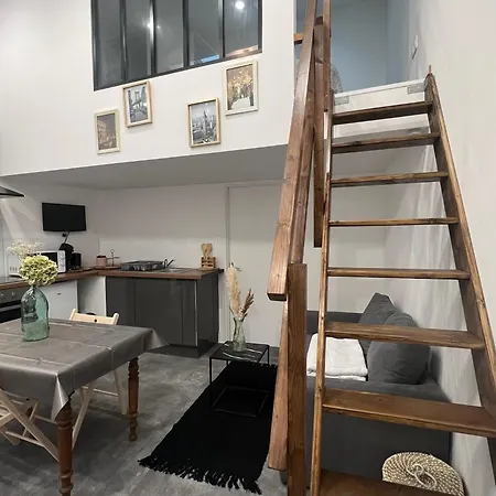 Petite Maison De Avec Mezzanine Semesterbostad
